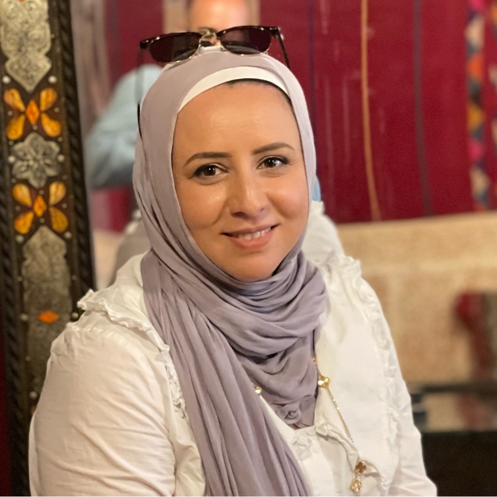 Meet your Posher, Heba